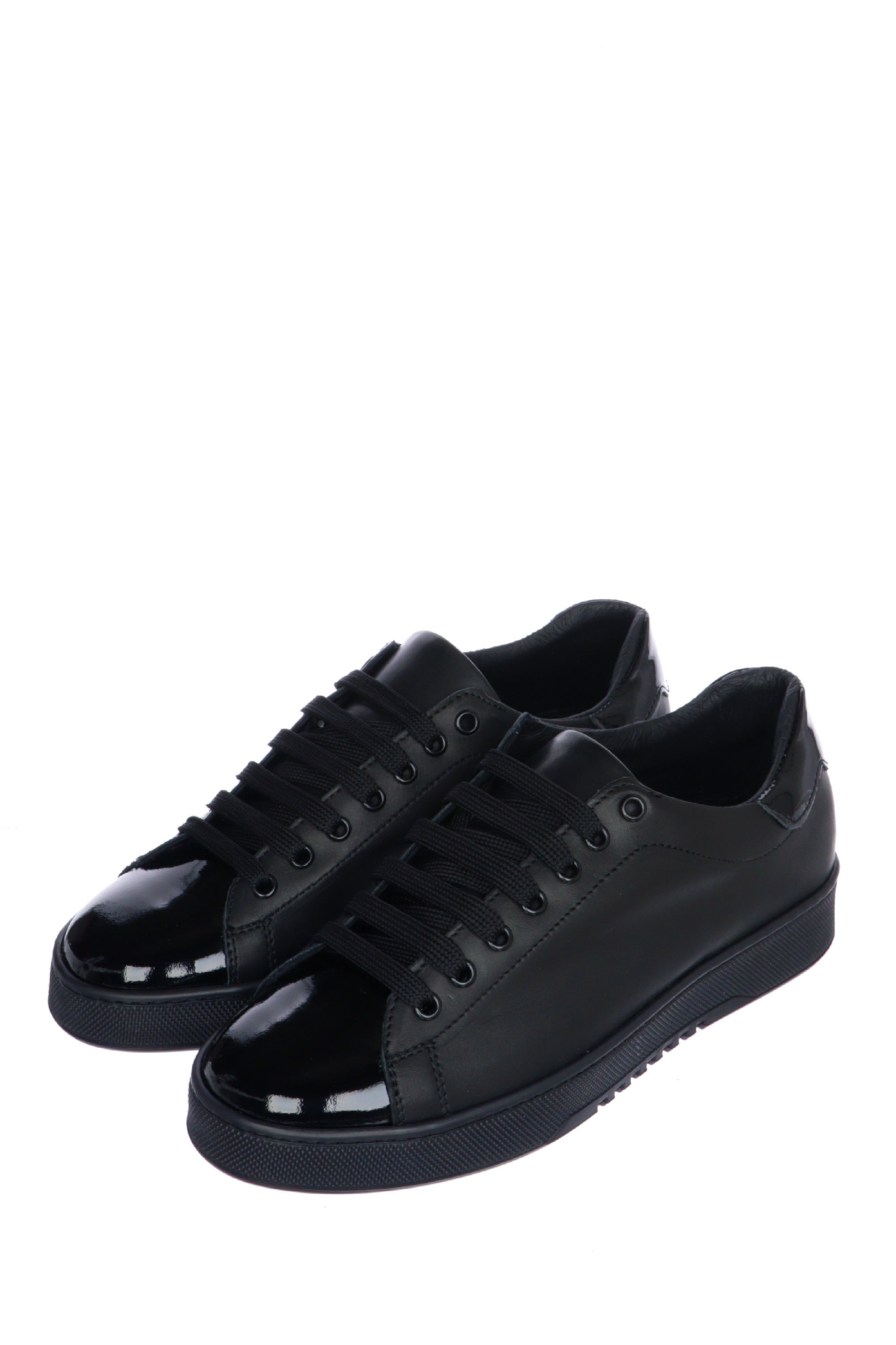 Sneakers in pelle nera o blu  I am & accessories