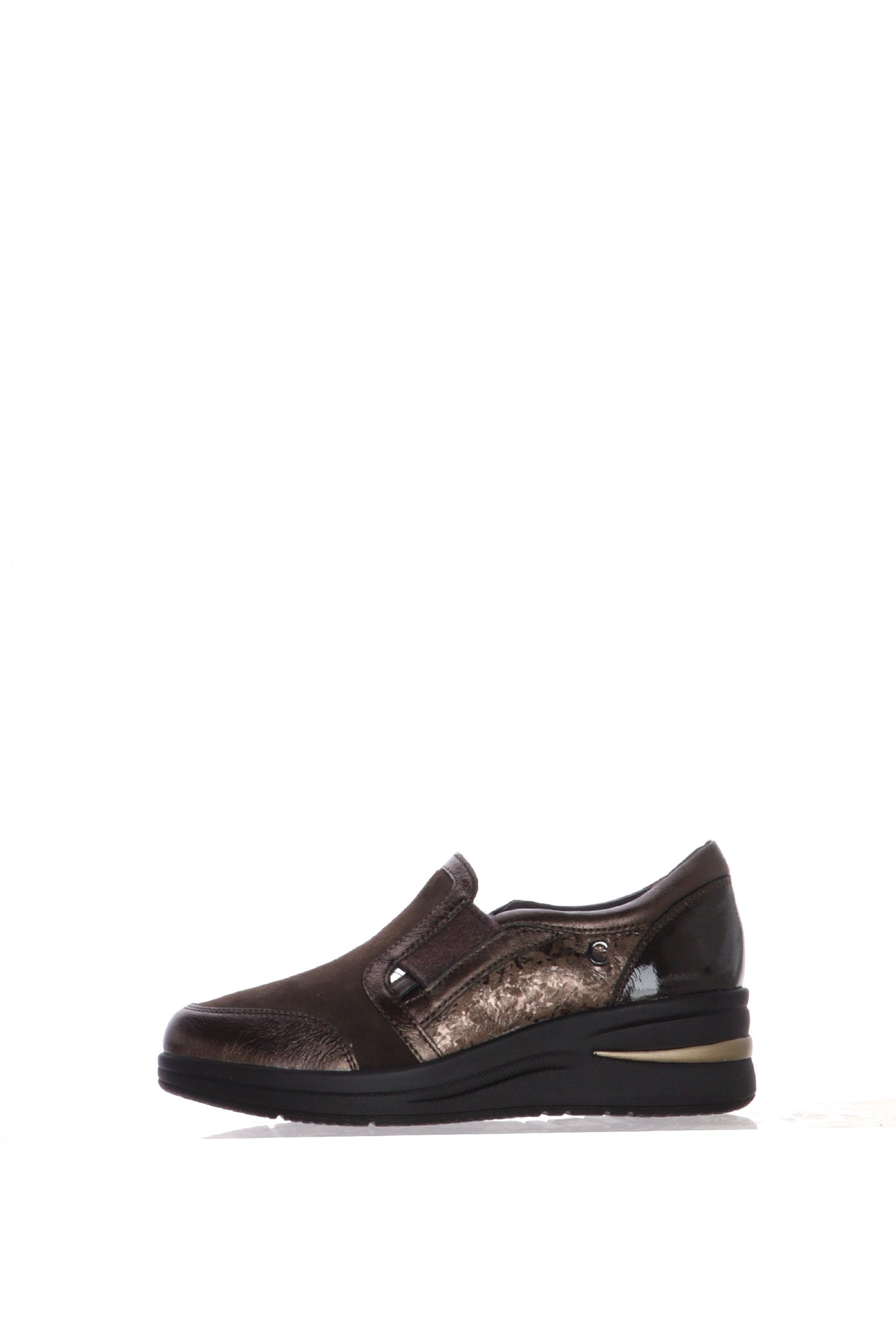 Mocassino marrone in camoscio e pelle con zeppa bassa