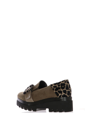 Mocassino in camoscio nero e torrtora con fibbia Cinzia Soft - 7
