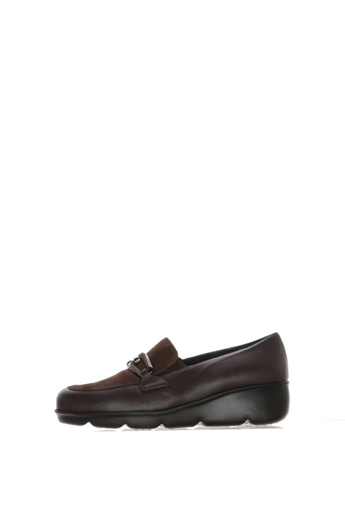 Mocassino in pelle dettagli camoscio  nero e marrone con zeppa bassa - 2