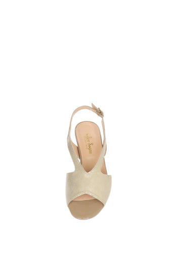 Sandalo elegante in camoscio beige con tacco basso Soffice Sogno - 4