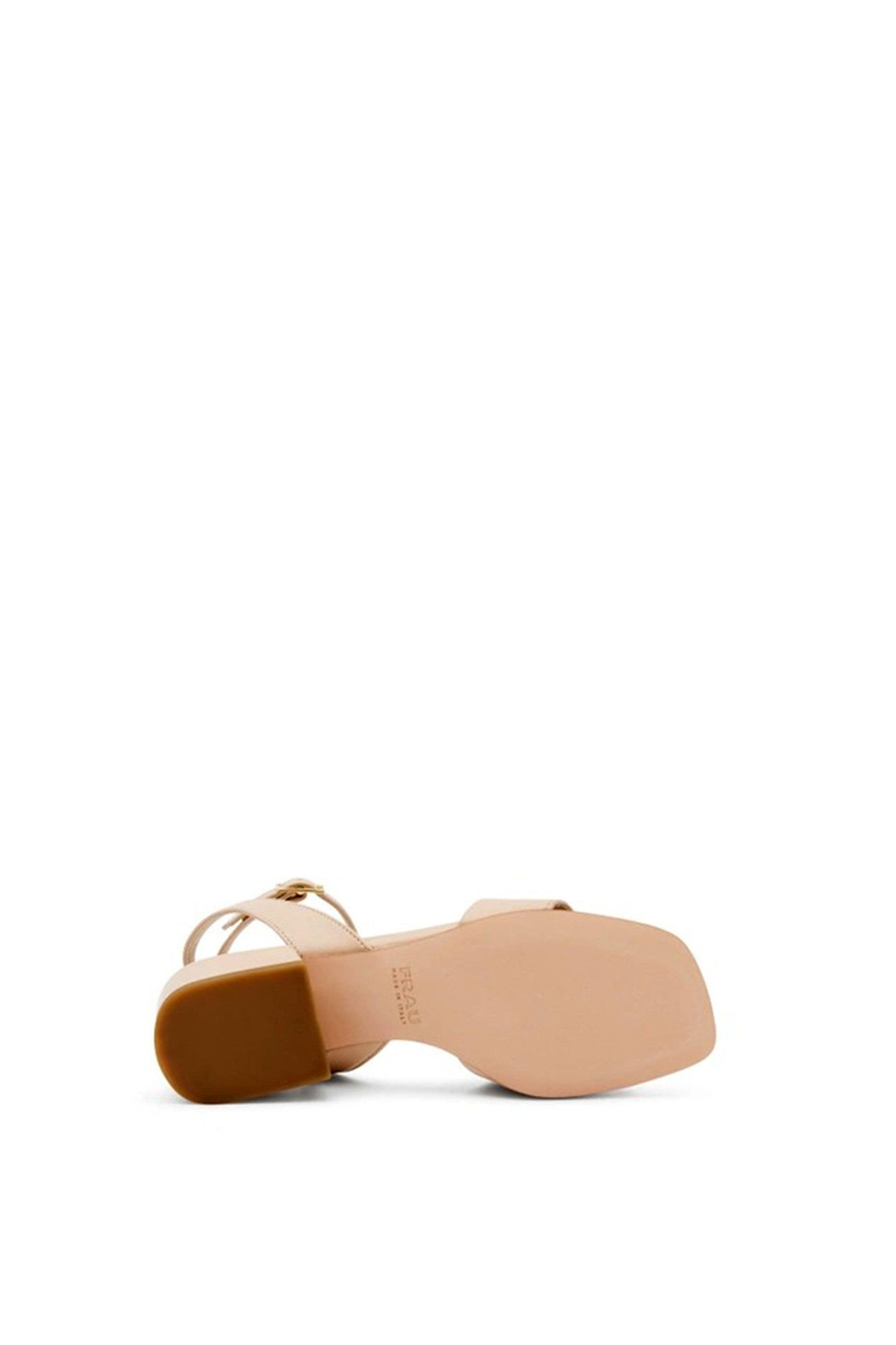 Sandalo  in pelle beige tacco basso Frau