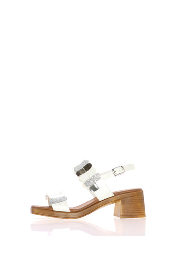 Sandalo in pelle cuoio o bianco con tacco Cinzia Soft - 5