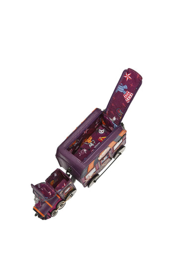 Skelecat's Travelling Ghost
Circus Train Bag - 8