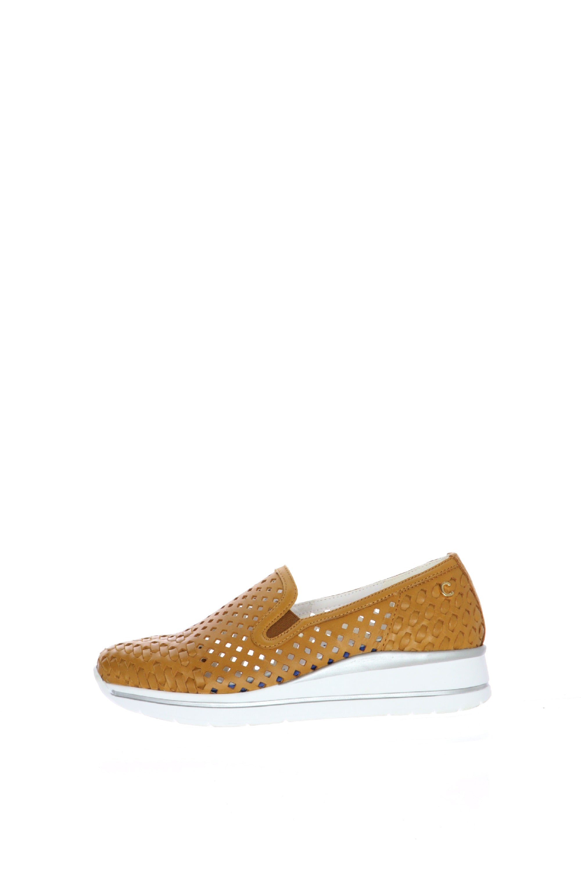 Slip on in vera pelle traforata Cinzia Soft