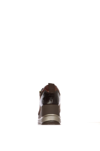 Sneaker in pelle e camoscio nera e marrone  con lacci e zip laterale - 13