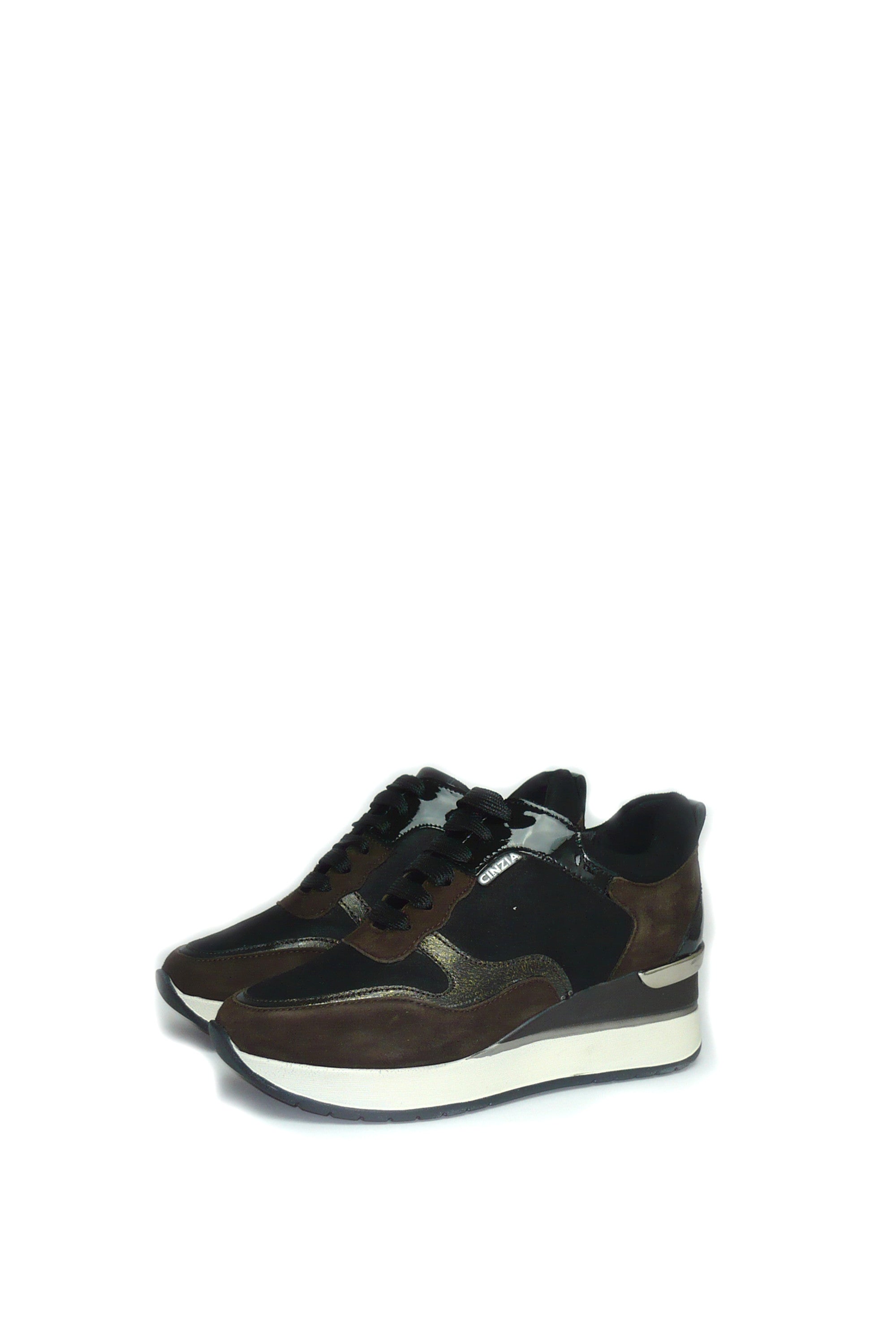 Sneakers leggera in vera pelle con plantare estraibile Cinzia Soft