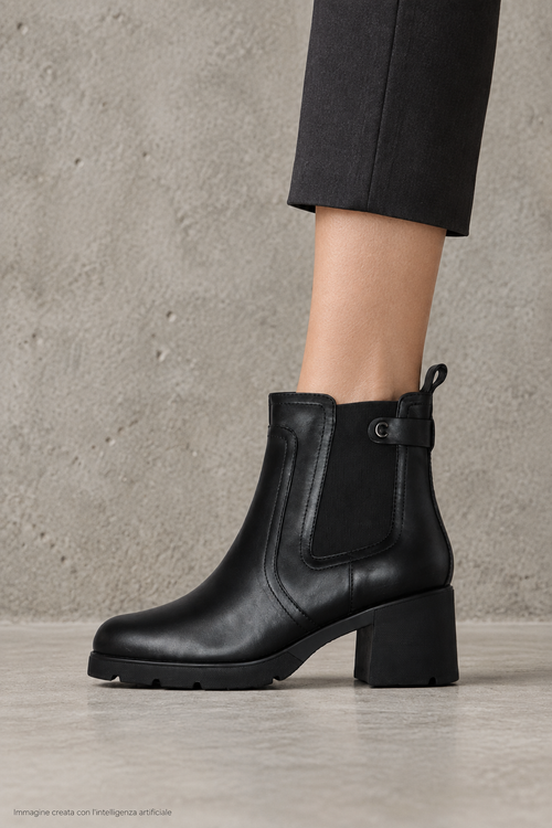 Stivaletto casual in pelle nera con cerniera - 2
