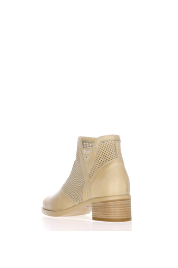 Stivaletto in pelle beige con tacco basso Nero Giardini - 5