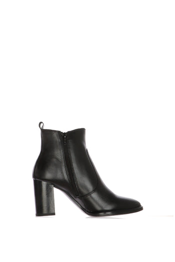 Stivaletto in pelle nero con tacco alto e largo elastico e cerniera - 8