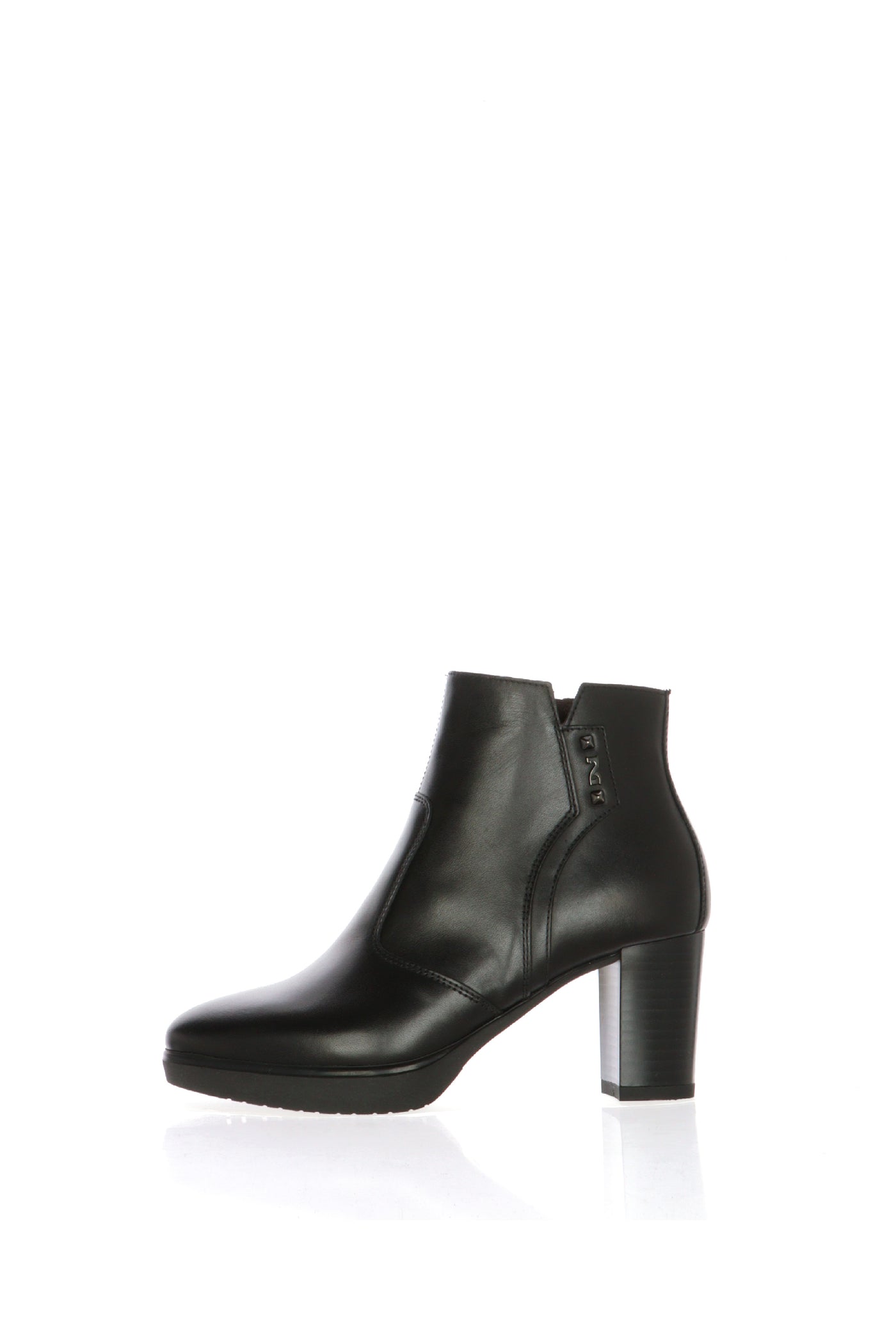 Stivaletto in pelle tacco medio Nero Giardini 2