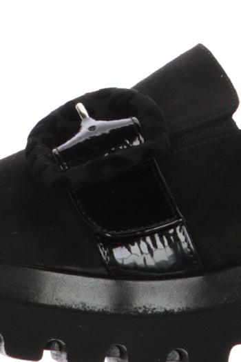 Mocassino in camoscio nero e torrtora con fibbia Cinzia Soft - 5