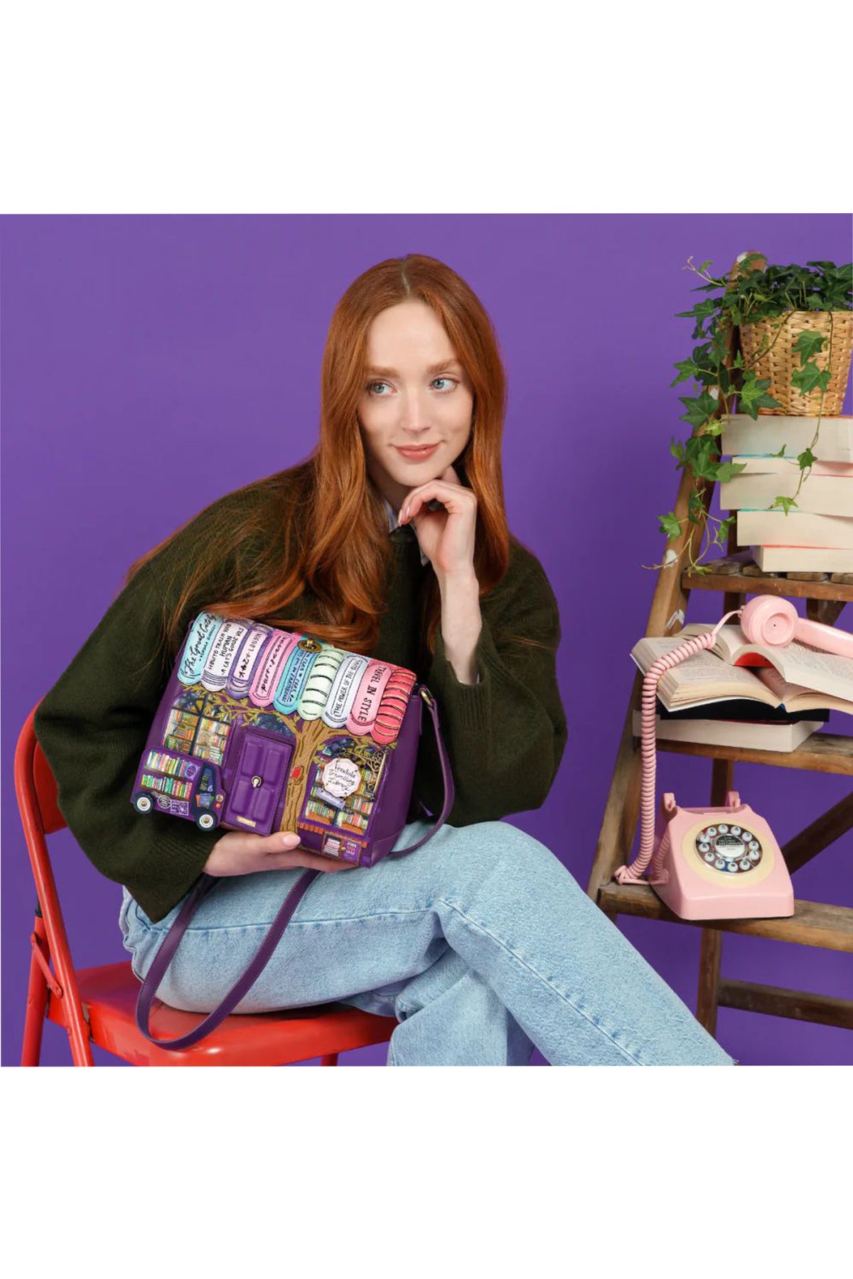 The Vendula Travelling Library Bookshop - Borsa Alice 2