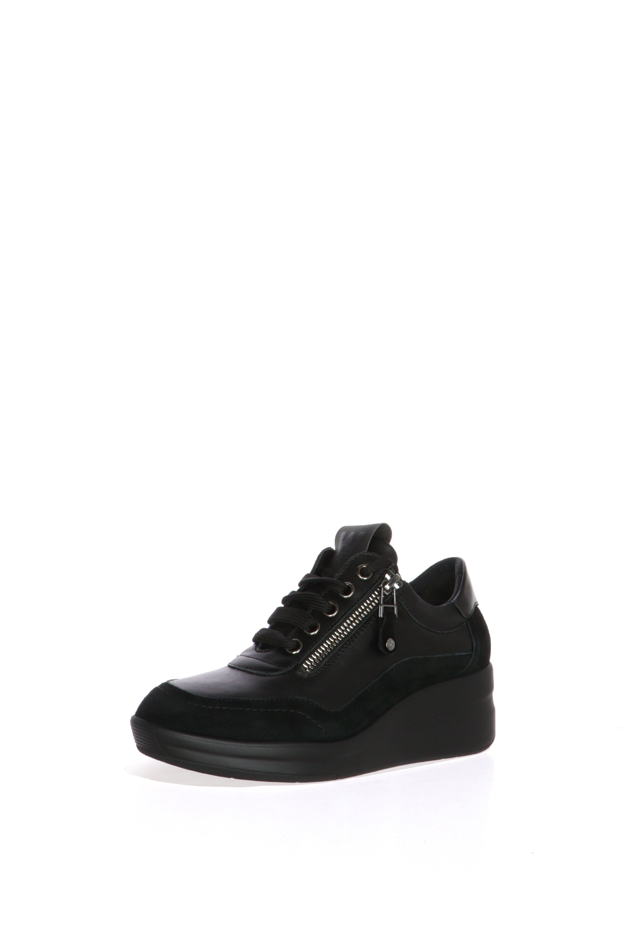 Sneaker  in pelle nero Melluso Walk dal 33 al 44